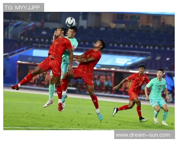 中国足球迎战缅甸队期待精彩对决全力争胜展现实力与风采